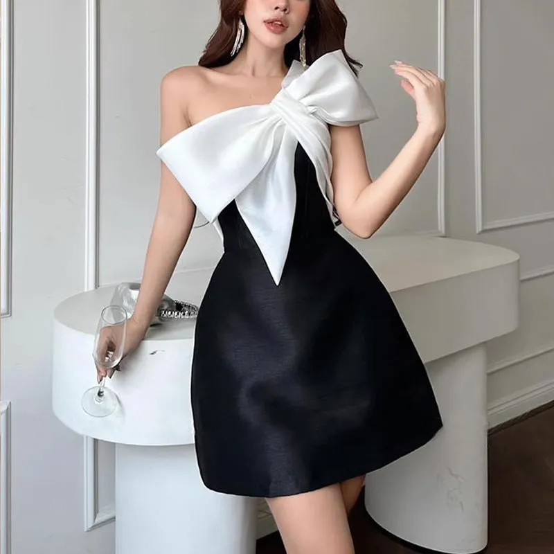 Amozae avant garde dress to impress Niche Design Contrast Color Slim Dress for Women 2024 New High-Grade Three-Dimensional Bow Collar Dress