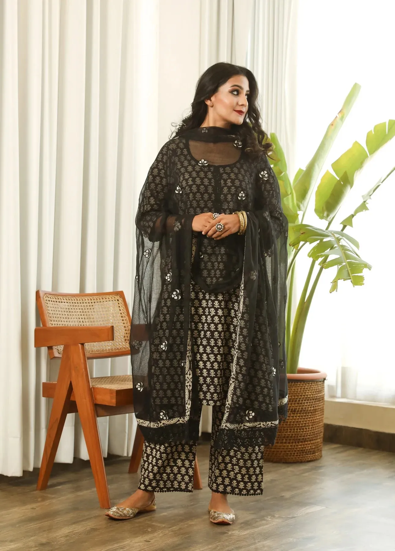 Cotton Black Block Print Suit Set with Cotton Doriya Dupatta with Motif Detailing