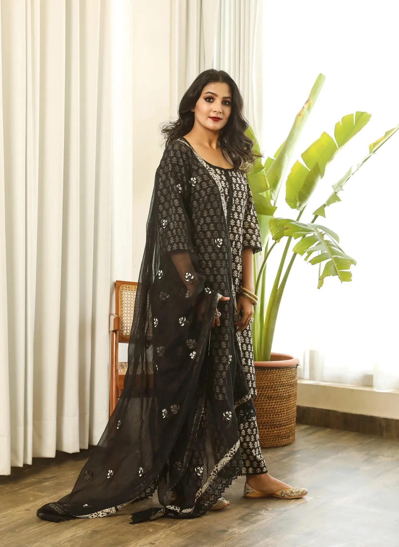 Cotton Black Block Print Suit Set with Cotton Doriya Dupatta with Motif Detailing