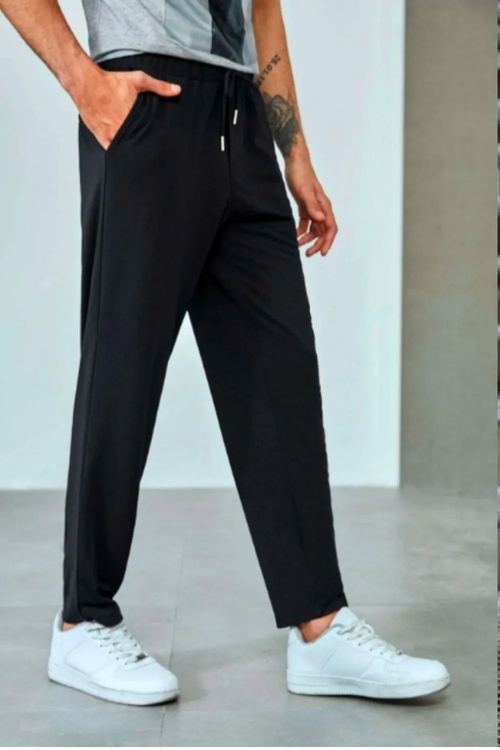 Drawstring Waist Slant Pocket Solid Trousers