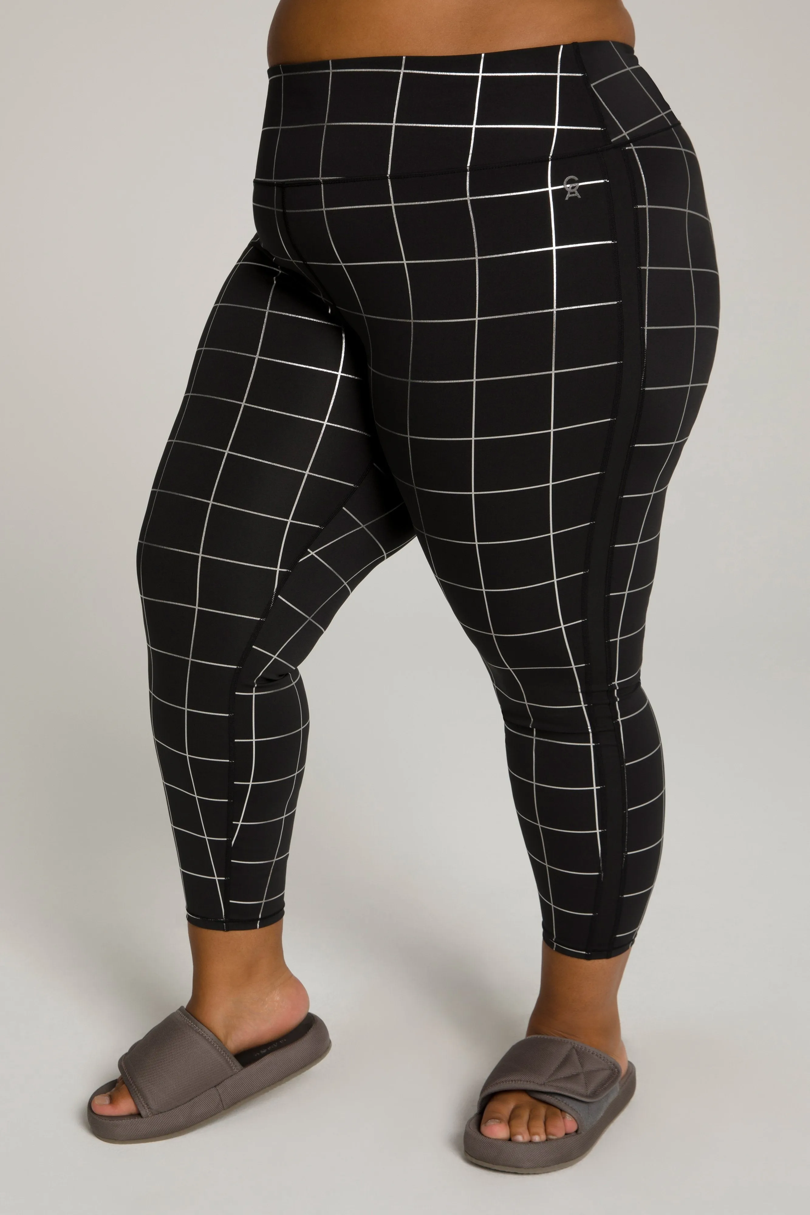 FOIL TUX 7/8 LEGGING | GRAPHIC PLAID002